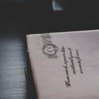 Illusztráció: Omar Markhieh